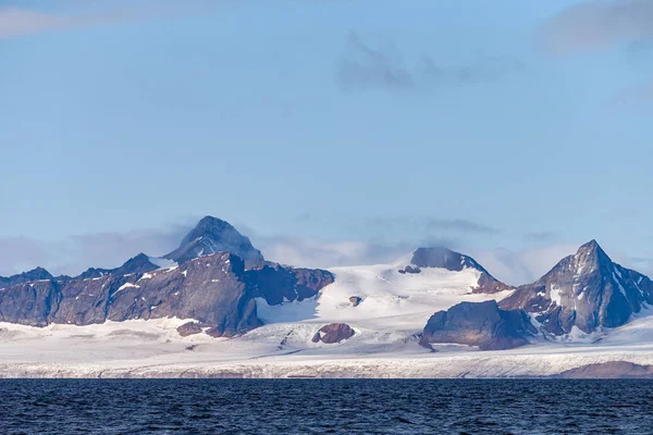 Заснеженные Горы Ледники — стоковое фото