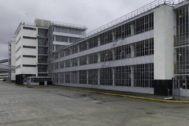 Van Nelle fabrikası, modern bir binanın inşaat manzarası. 