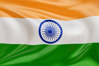 Hindistan 'ın dokulu sallanan bayrağı, zarif kumaş dalgaları ve kıvrımları birliğin, özgürlüğün, bağımsızlığın ve ulusal gururun özünü yakalıyor..