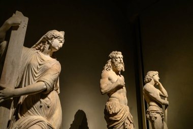 Milan Müzesi 'ndeki heykeller (Milan Katedrali Müzesi), Milan, İtalya