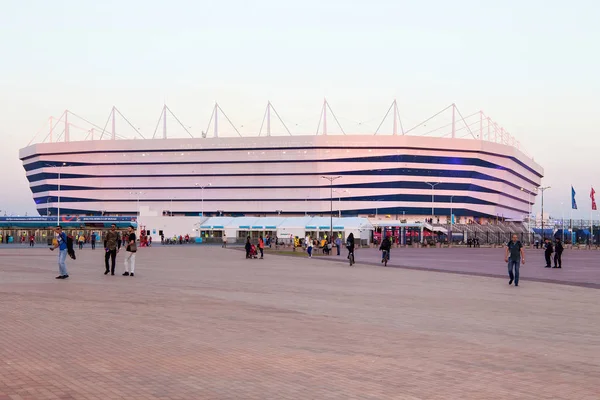 KALININGRAD, RUSSIA - 16 Haziran 2018: Rusya 'da oynanan 2018 FIFA Dünya Kupası karşılaşmaları için modern Kaliningrad futbol stadyumunun (ayrıca Arena Baltika olarak da bilinir) görünümü.