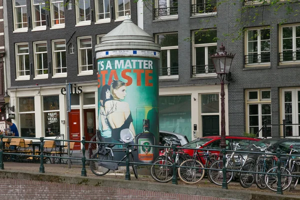 Amsterdam Países Bajos Junio 2017 Publicidad Callejera Parte Histórica Ámsterdam — Foto de Stock