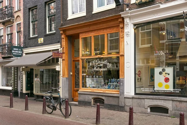 Amsterdam Países Bajos Junio 2017 Vista Del Gasseling Antiquair Shop — Foto de Stock