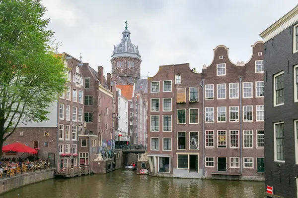 Amsterdam Netherlands June 2017 View Old Buildings Tower Basilica Nicholas — Stock Photo, Image