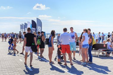 Zelenogradsk, Kaliningrad bölgesi, Rusya Federasyonu - 29 Temmuz 2017: ünlü Resort (eski Cranz da bilinir) Zelenogradsk Baltık Denizi'nin kıyısında yaz anda bilinmeyen insanlar.