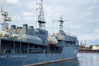 Baltiysk, Rusya - 04 Kasım 2018: Fiziksel alanları kontrol gemisi 