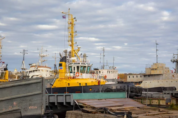 Remolcadores Otros Buques Apoyo Marítimo Puerto — Foto de Stock