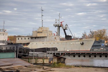 Eski berbat Rus mayın tarlası UTS-306. 1953 yılında Leningrad 'da inşa edilmiştir. 2018 yılında filo tarafından görevden alındı.