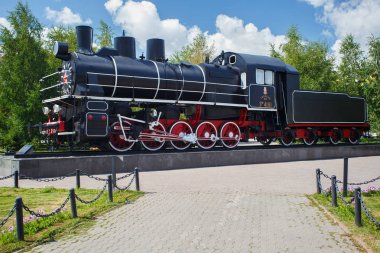 Sovyet Retro buharlı lokomotif ESH-4161 Astana 'da. 1922 yılında Nohab fabrikasında (Isveç) inşa.