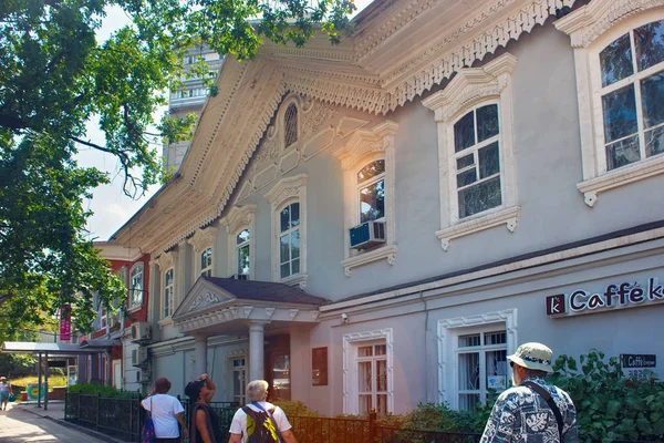 Vista del edificio histórico (construido en 1860) del Seid-Ahmet Seydalin . — Foto de Stock
