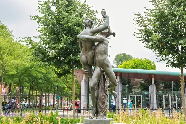 Escultura Mercurio Secuestro de Psique (copia de una obra de Adriaen de Vries, 1593) . — Foto de Stock