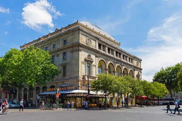 Vista del Teatro de la Ville (City Theatre o Sarah-Bernhardt ). — Foto de Stock