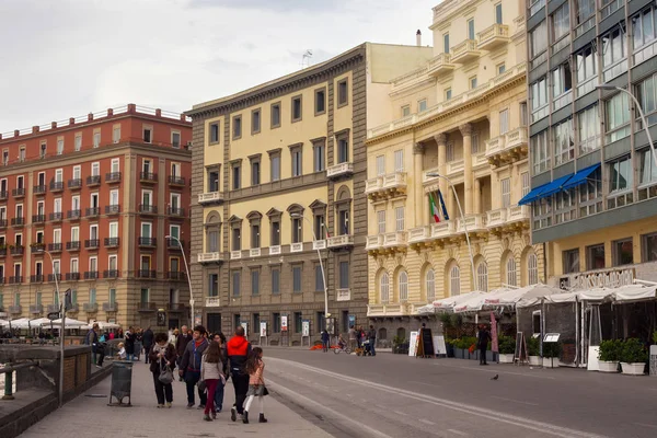 View of the historical buildings near Gulf of Naples embankment  in the center of city. — Stock Photo, Image