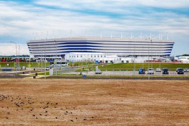 KALININGRAD, RUSSIA - 13 Haziran 2018: Rusya 'da oynanan 2018 FIFA Dünya Kupası karşılaşmaları için modern Kaliningrad futbol stadyumunun (ayrıca Arena Baltika olarak da bilinir) görünümü.