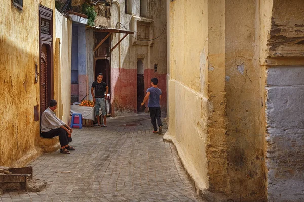 Meknes Morocco June 2017 Невідомі Місцеві Люди Мекнес Медіна Мекнес — стокове фото