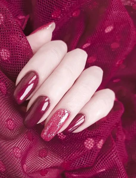 Pizzo Manicure Mano Femminile — Foto Stock