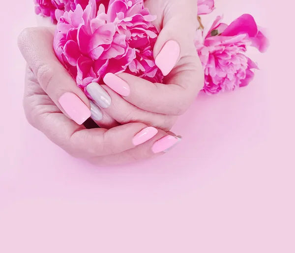 Female Hands Manicure Flower Peony Pink Background — Stock Photo, Image