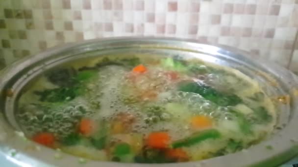 Sopa Verduras Cocida Una Sartén — Vídeos de Stock