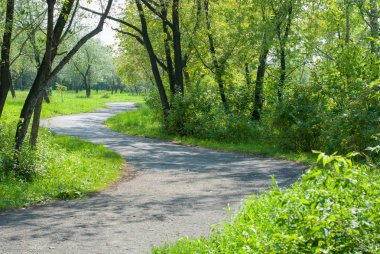Yaz Park yürüme yolu