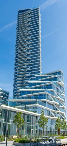 Aarhus Deniz Feneri Kulesi Modern Cam Cephesi Dikey Görünümü