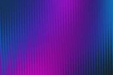 Görsel olarak çarpıcı soyut bir desen. Derin mordan parlak maviye yumuşak bir gradyanı var. Dikey çizgiler ince, dokulu bir etki yaratır, kompozisyona derinlik ve ilgi ekler.