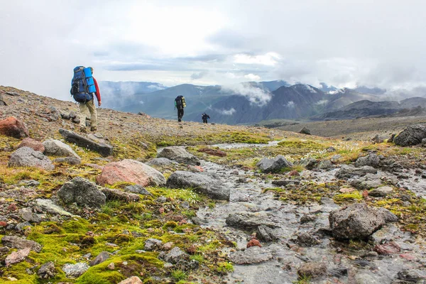 Senderistas Sendero Montaña Ascenso Punto Más Alto Europa — Foto de Stock