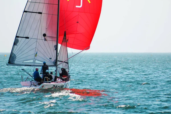 Los Atletas Equipo Que Participan Competición Vela Regata Celebrada Odessa — Foto de Stock