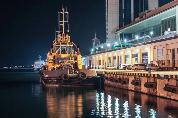 Vontatóhajó Odesszában Cargo Port Éjszakai Látképe — Stock Fotó