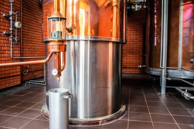 Brandy üretimi için endüstriyel ekipman