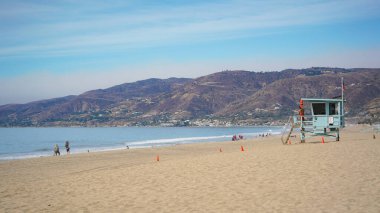 Santa Barbara, California 'daki kumsal..