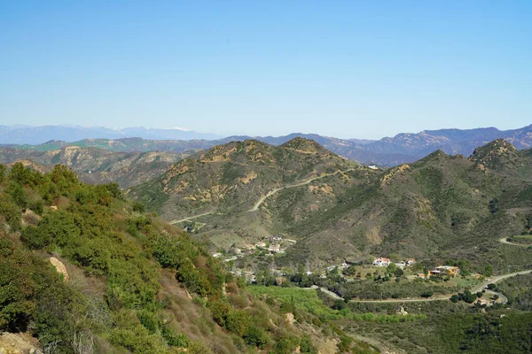 Yeni Kıbrıs Adası 'nın tepelerinin güzel manzarası.