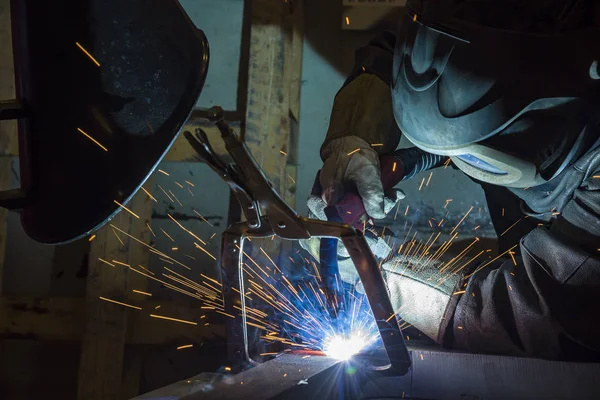 Lasser Ambachtsman Oprichten Van Technische Stalen Industriële Stalen Lasser Fabriek — Stockfoto