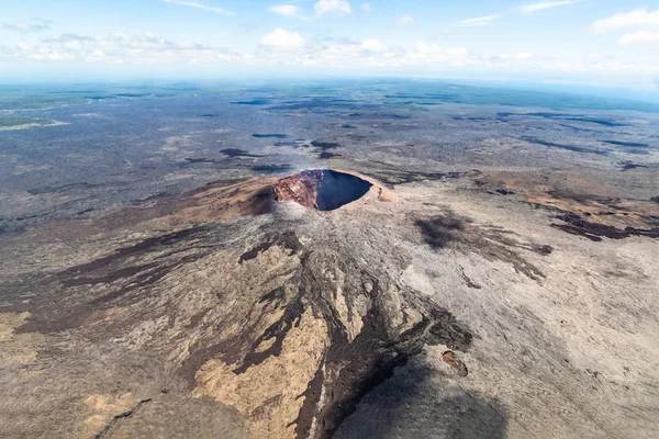 Vista Aérea Del Cono Volcánico Puu Ooo Isla Grande Hawaii —  Fotos de Stock