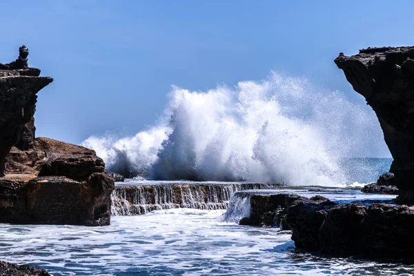 Welle Kracht Bei Ebbe Tanah Lot Tempel Auf Bali Indonesien — Stockfoto