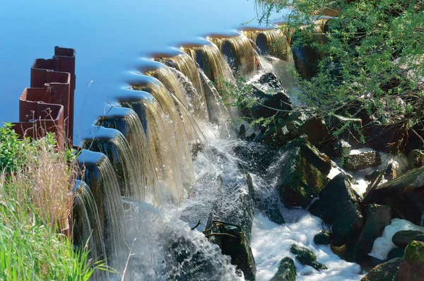 Construção Reservatório Cachoeira Mudanças Canal Água — Fotografia de Stock