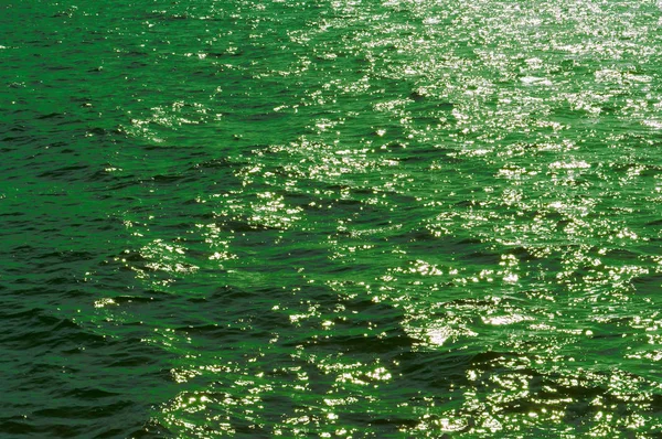 Zelený Tón Pozadí Vodní Hladiny Zvlnění Vodě — Stock fotografie