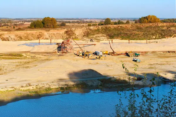 sand quarry, sand mining and quarrying