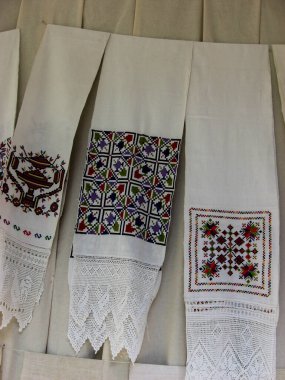 Geleneksel Ukrayna halk nakışı