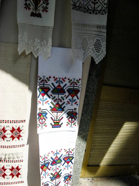 Ukrayna nakışı nakış işlemesi. Ulusal süs. Ukrayna halk sanatı.