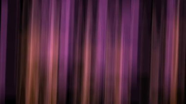 Mor ve turuncu ışığın yumuşak, dalgalı dikey çizgileriyle soyut hareket arkaplanı. Animasyon hafifçe hareket eden, parlayan bir perdeyi andırıyor..
