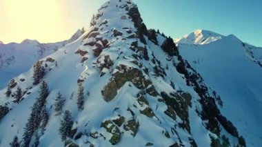 Büyüleyici 4k Drone Alplerin Görüntüsü