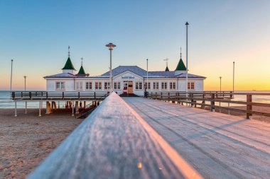 Usedom üzerinde Ahlbeck İskelesi