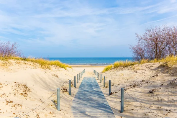 Droga do plaży na wyspie Uznam — Zdjęcie stockowe