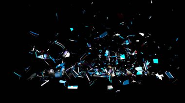 Cyan ve beyaz yansımalı cam kırıkları VFX için siyah arka plana saçılmış..
