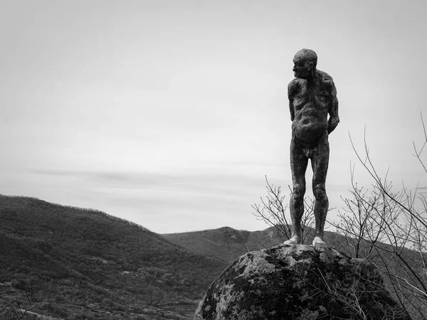 Estatuas Pensativas Montaa Monumento Naturaleza — Stockfoto