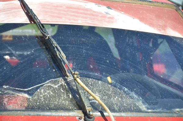 Dirty Front Windshield Wiper — Stock Photo, Image