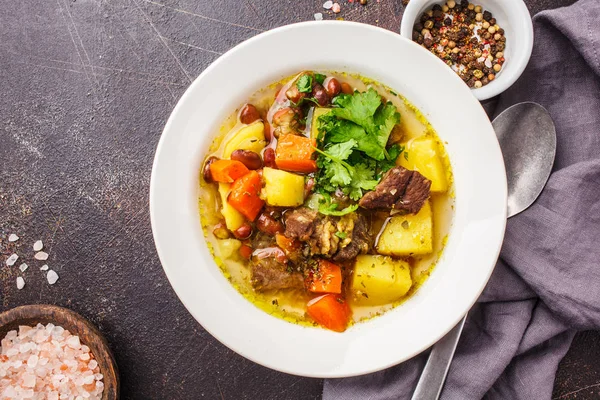 Sopa Eintopf Tradicional Alemã Com Carne Feijão Legumes Prato Branco — Fotografia de Stock