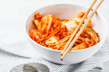Kimchi lahana beyaz kase
