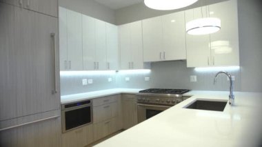 modern lüks mutfak, iç yürümek-den geçerek, sabit cam, minimalist tasarım