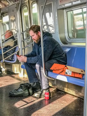 Manhattan Ny bize - metro araba ilginç yüze 8 Mart 2018